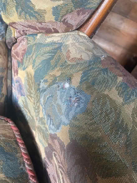 Photo of free Armchair (Burbage) #3