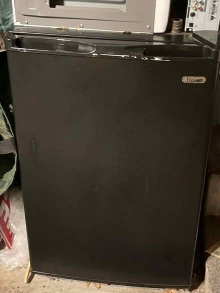 Photo of free Tiny refrigerator (New Brighton) #2