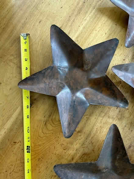 Photo of free 4 metal decorative stars (NW Evanston) #2