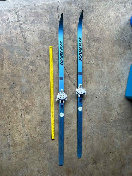 Photo of free Kids cross country skiis (Bothell - Canyon Park) #1