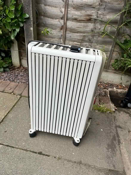 Photo of free Dragon Delonghi Radiator (WA4) #2