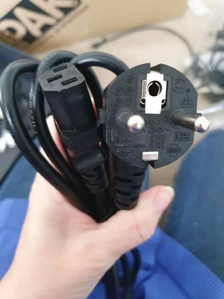 Photo of free Euro kettle lead (GU15) #1