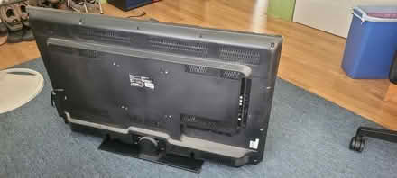Photo of free 40" Hisense Roku Smart TV (Beacon) #2
