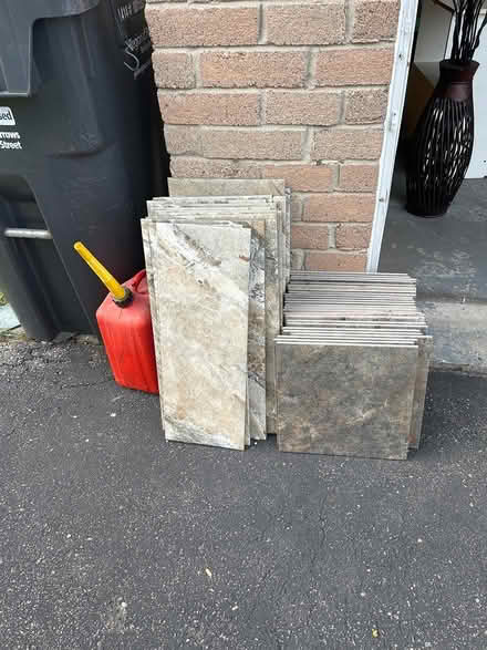 Photo of free Tiles (Winston Churchill and Derry) #1