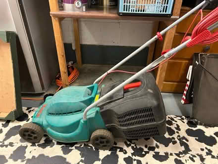 Photo of free Lawn mower - bent blade (Ipswich IP2) #2