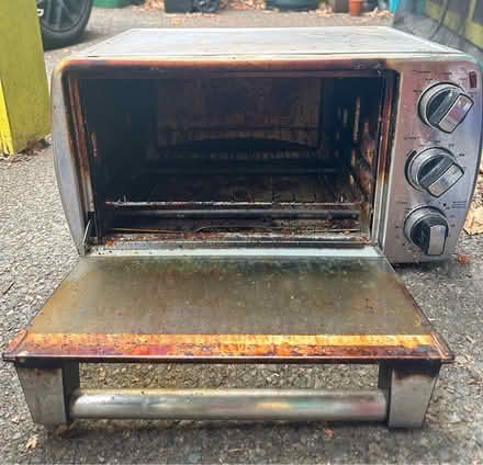 Photo of free Working but junky toaster oven (Cap Hill) #2