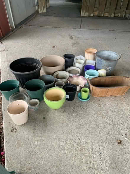 Photo of free Pots for Plants (North York) #1