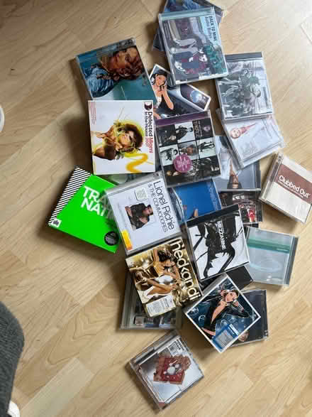 Photo of free Circa 60+ CDs to give away (E3) #1