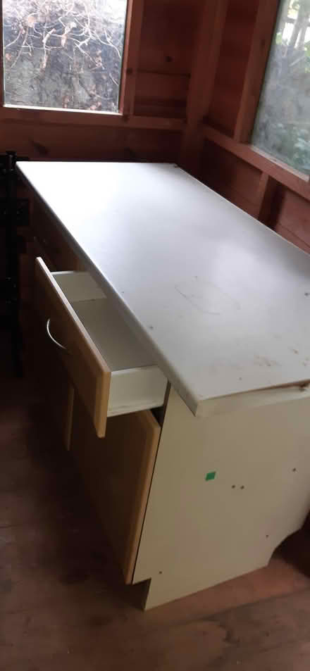 Photo of free kitchen unit for shed (Headington OX3) #2