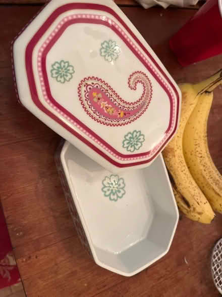 Photo of free Vera Bradley ceramic box (Roland park/Evergreen) #2