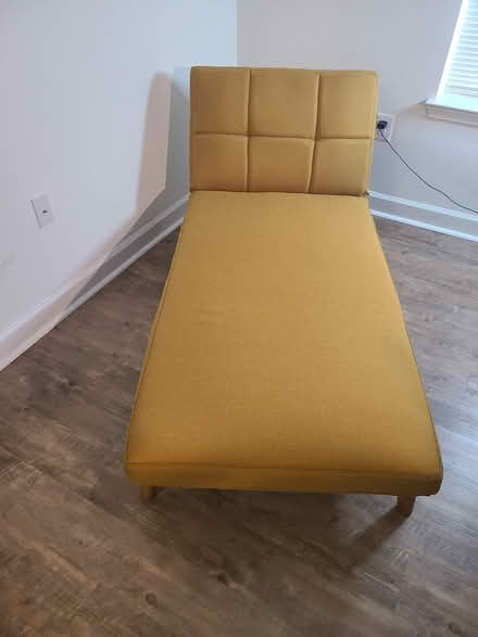 Photo of free Chaise lounge (Frederick) #1