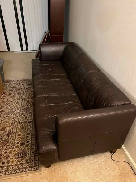 Photo of free Leather couch (Sunnyvale near Seven Seas Park) #3