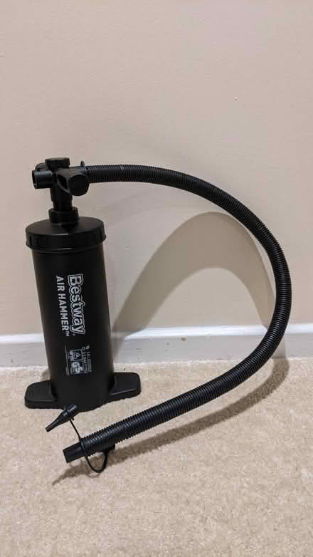 Photo of free Air pump for inflatables (Abingdon-on-Thames OX14) #1