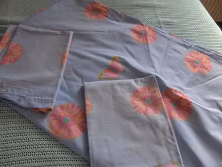 Photo of free Double blue floral duvet cover & pillowcases (Great Totham CM9) #2
