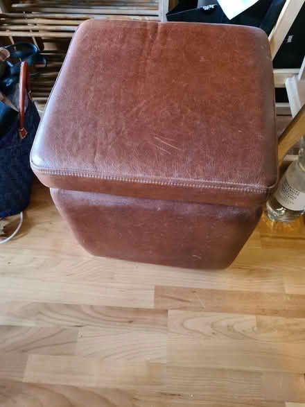 Photo of free Small leather ottoman or storage box (Leith EH6) #1