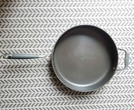 Photo of free very large kuhn rikon pan (Taunton) #1