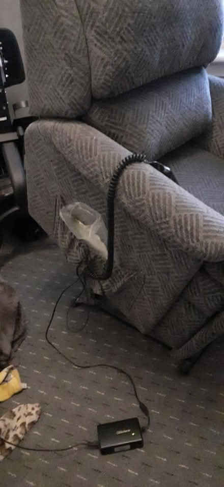 Photo of free Electric Rise & Recline chair (Castlemilk) #3