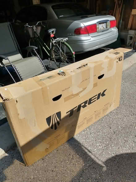 Photo of free bike box for airline baggage (east Markham) #2