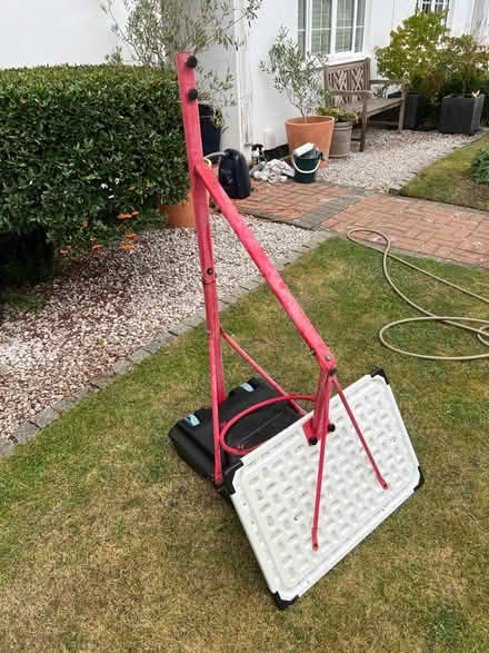 Photo of free Basketball hoop (Welwyn Garden City) #3