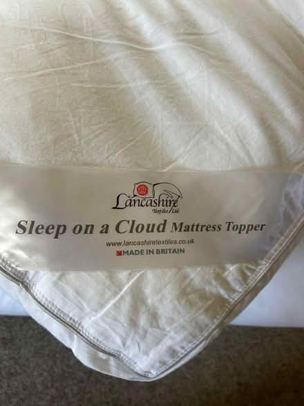 Photo of free Mattress topper (Muswell Hill N10) #1