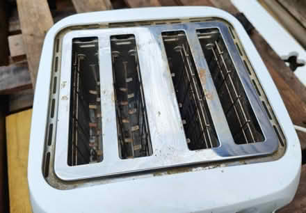 Photo of free Used toaster from house clearance (Tyttenhanger AL4) #1