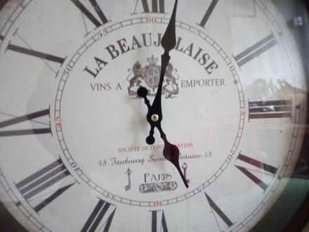 Photo of free Broken clock (YO22) #2