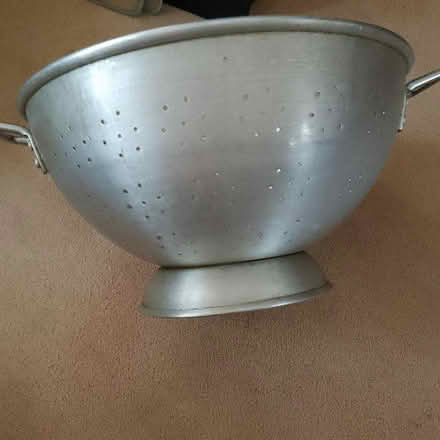Photo of free massive colander (South Croydon CR2) #2