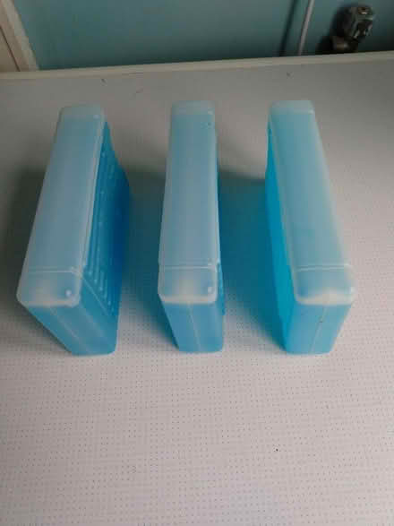 Photo of free 3x freezer ice packs (Shurdington GL51) #1
