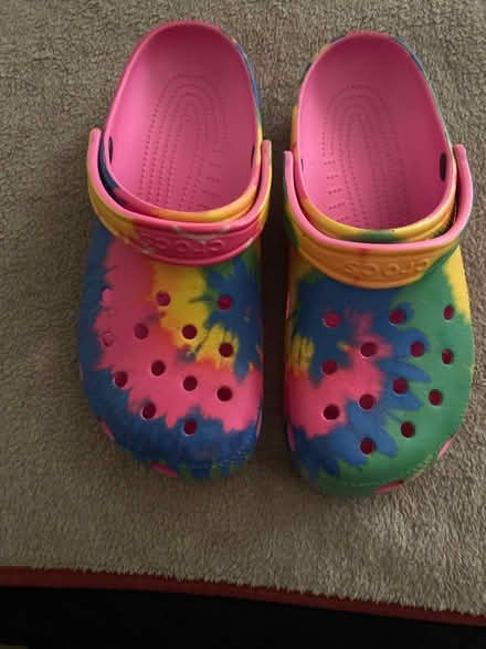 Photo of free Gentley used unisex CROCS (Sheraden (west end)) #1