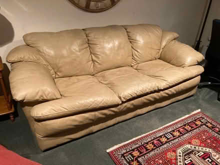 Photo of free Leather couch (Capitol Hill) #2
