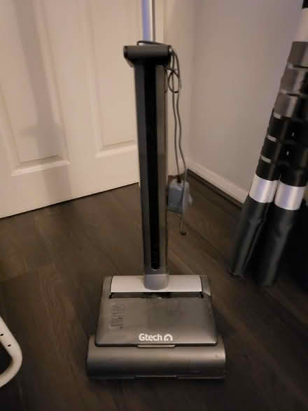 Photo of free Vacuum cleaner (DH4) #1