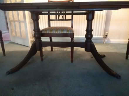 Photo of free Extending dining table and four chairs (Cockfosters EN4) #4