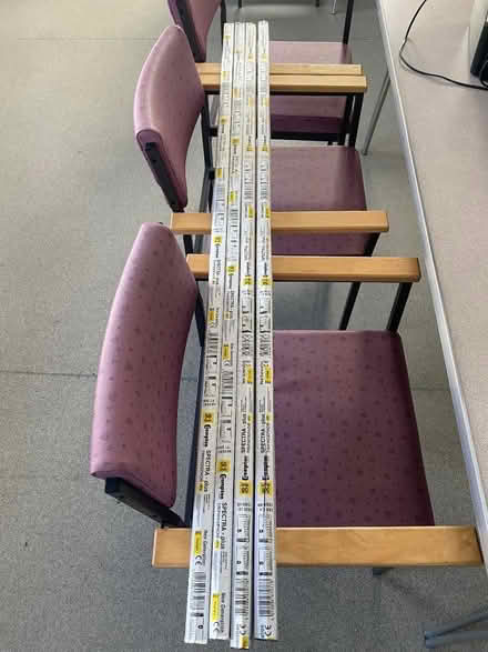 Photo of free Fluorescent tubes (Kenley CR8) #1