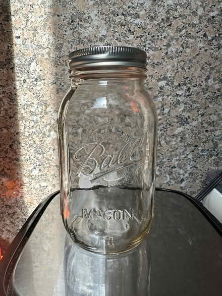 Photo of free mason canning/pickling jars (San Rafael-- Bret Harte) #1