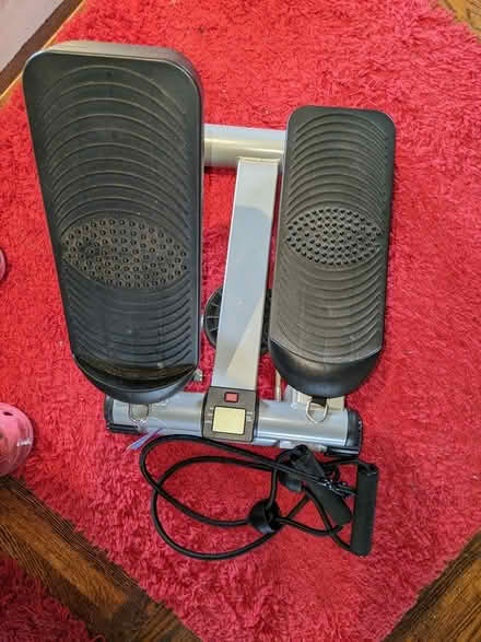 Photo of free stepper (Washington Heights near GWB) #3