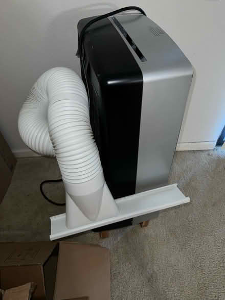 Photo of free Honeywell Air Conditioner (Sunnyvale near Seven Seas Park) #2