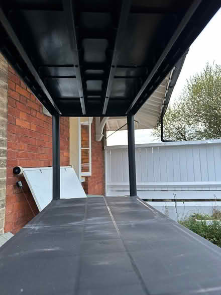 Photo of free plastic workshop shelves from Aldi (TN36) #3