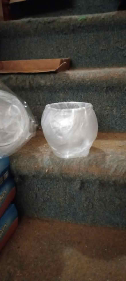 Photo of free Small round plastic bowls (Bronx.morrisania 10456) #1