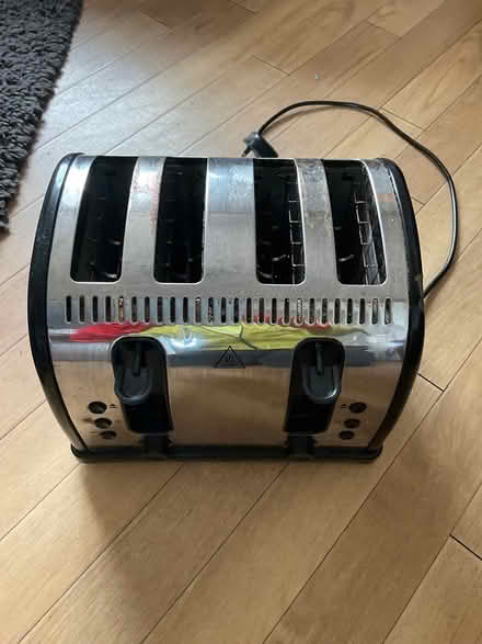 Photo of free 4slice toaster (Coppull, PR7) #1