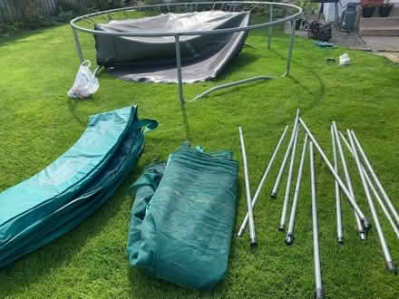 Photo of free Trampoline (BT9) #1