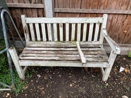 Photo of free Garden Bench (Wanstead E11) #1