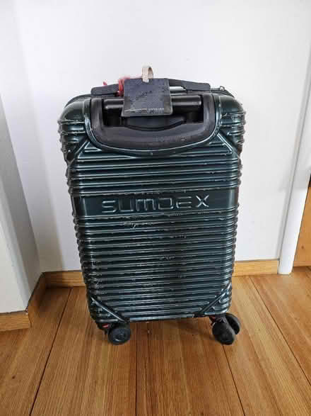 Photo of free 4-wheel carry on luggage (El Cerrito / East Bay) #1