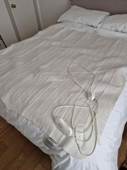 Photo of free Silent Night Electric blanket (Enfield EN2) #2
