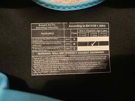 Photo of free Child swimming aid jacket 4-5yrs (Eltham SE9) #3