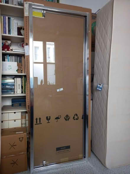 Photo of free Shower door 183 x 75 (St Leonards TN38) #4