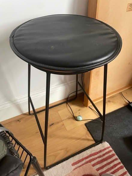 Photo of free New bar stool with H&M home cushion (SE18 Charlton/Woolwich) #1