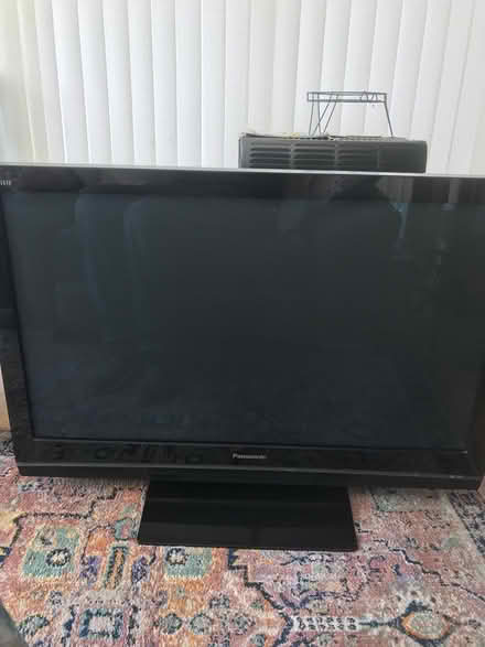 Photo of free Tv (Kingswinford) #2