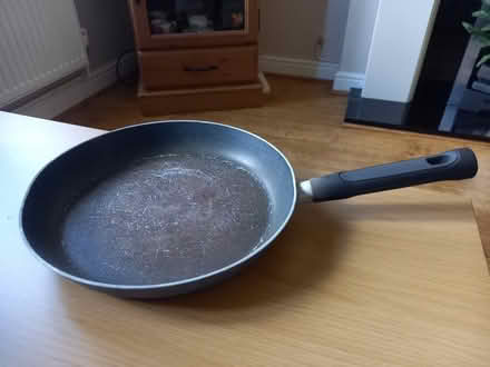 Photo of free Pots and pans (Penarth CF64) #1
