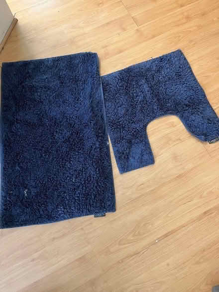Photo of free Bath mat set (Stretford M32) #1