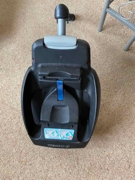 Photo of free Isofix (Ferndale DY11) #2